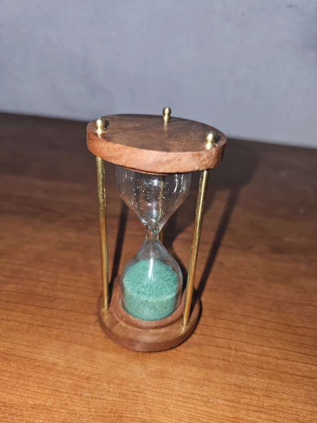 Antique wooden send timer