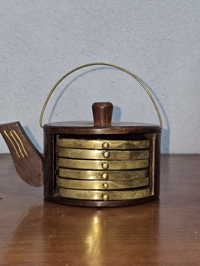 Wooden Kettle Shape Coasters